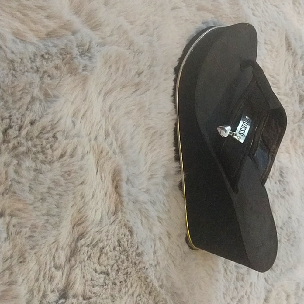 Guess flipflops